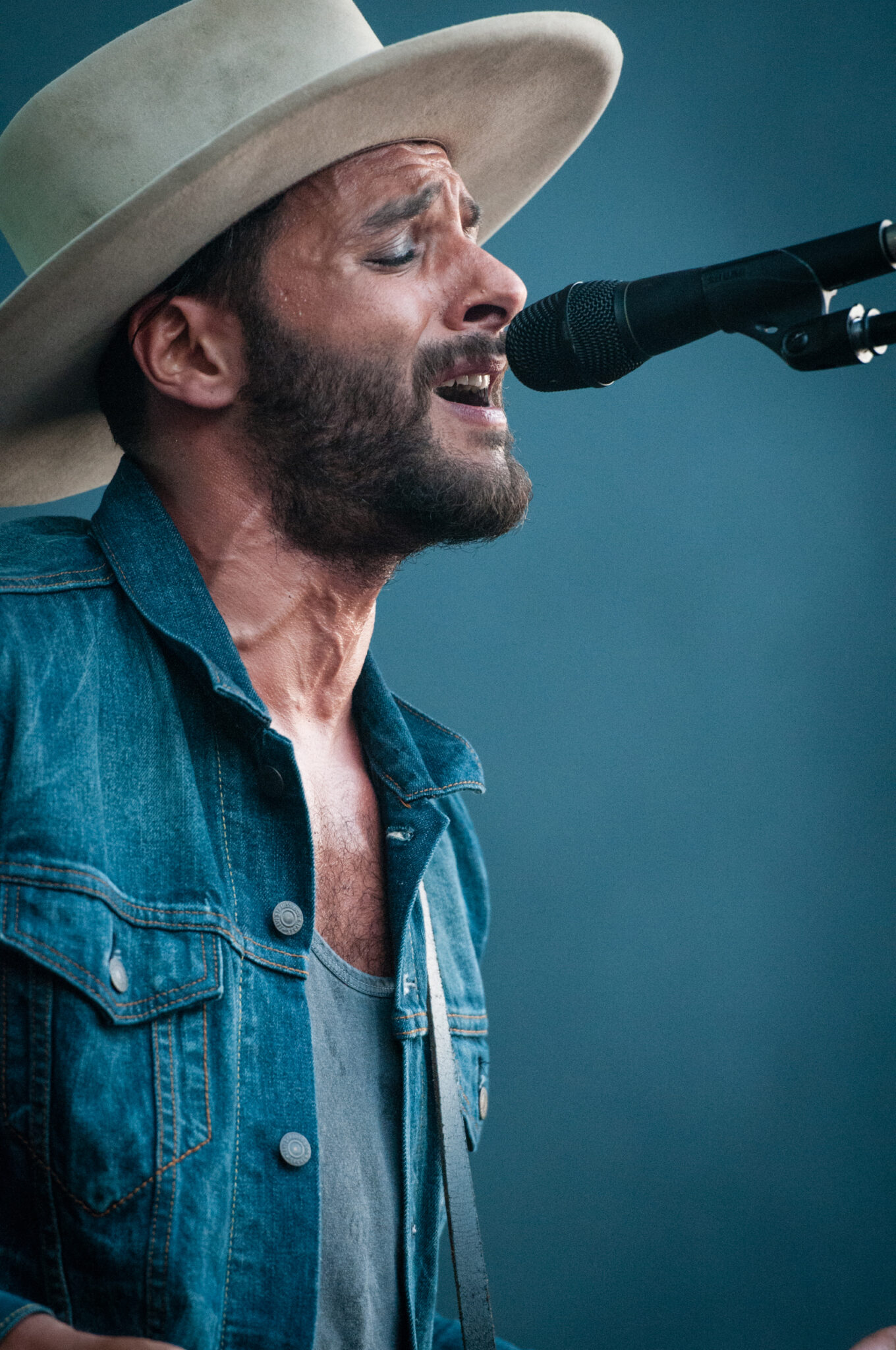 Yodelice et son chapeau