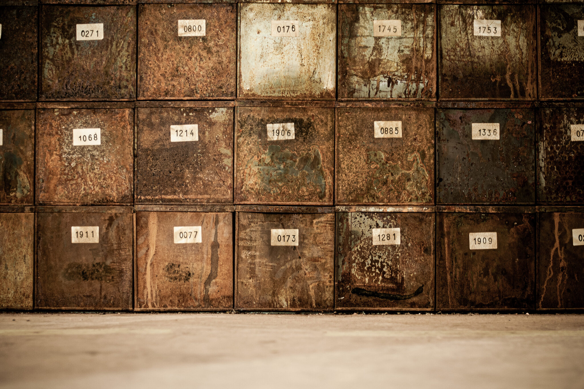 Les coffres rouillés